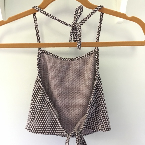 Brandy Melville Crop Top - Picture 2 of 5